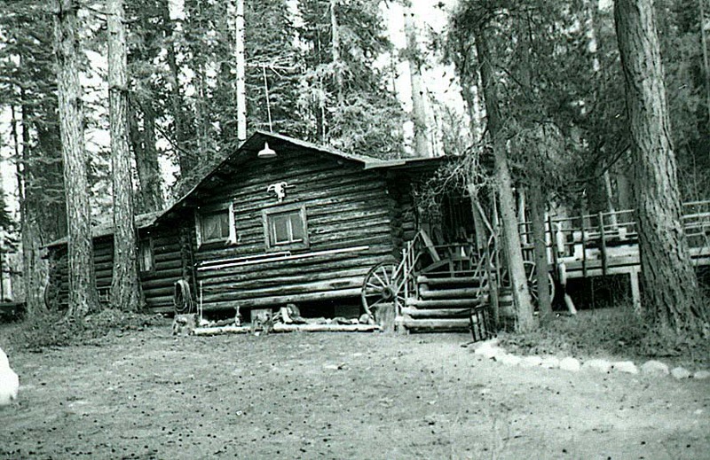 Lariat Cabin