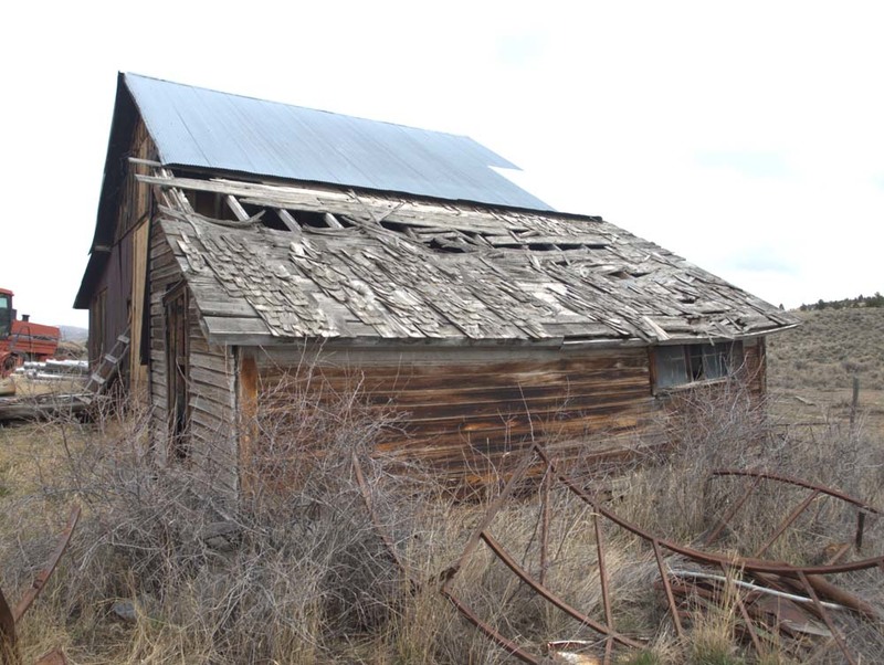 Stable and Granary- Gehring Ranch Historic District