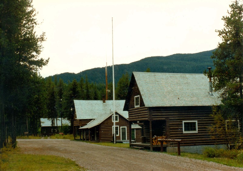 Spotted Bear Ranger Station