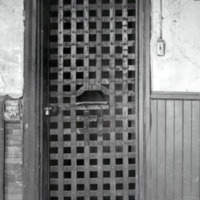 Belt jail, interior