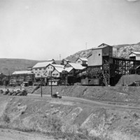 Smith Mine, exterior