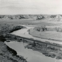 Milk River at base of Wahkpa Chu'gn Buffalo Jump, landscape